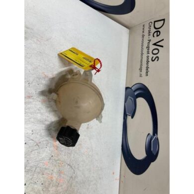 Peugeot 308 1.6 VTI 16V Expansion vessel 2009 1323AH