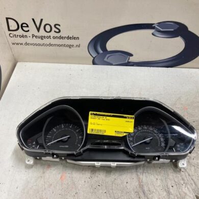 Peugeot 208 1.2 Vti 12V PureTech 82 Odometer KM 2016 9813848780-9825986180