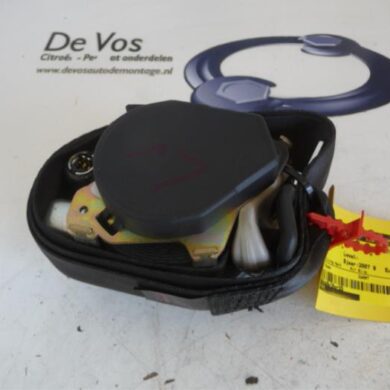 Peugeot 407  Gordelspanner links 2007 8974YK