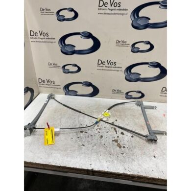 Peugeot 307 2.0 16V Ruitmechaniek 2Deurs links-voor 2006 9221W0