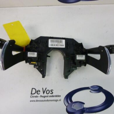 Citroen C4 Picasso 2.0 HDiF 16V 135 Steering column stalk 2008 6242HJ-624346