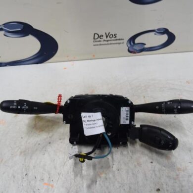 Peugeot 207  Steering column stalk 2012 6242YP