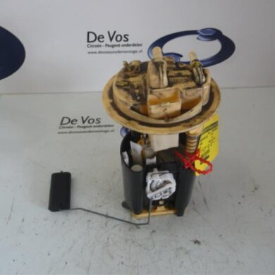 Peugeot 607 2.7 HDi V6 24V Brandstofpomp Elektrisch UHZ 2006 1525EY