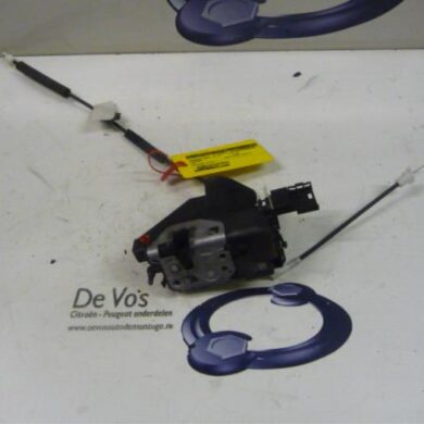 Citroen C3 1.4 HDi Rear door lock mechanism 4-door, left 2010 9137V8