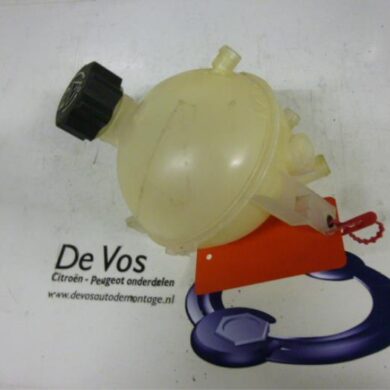 Peugeot 307 1.6 HDiF 16V Expansievat 2005 1323A0