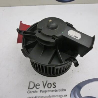 Peugeot 206 1.4 XR,XS,XT,Gentry Kachel Ventilatiemotor 2001 6441J8