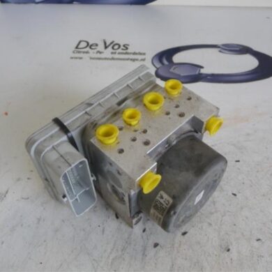Peugeot 208  ABS Pomp 5FS5F01 2013 1610134480-1608727580
