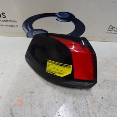 Peugeot 5008  Achterlicht links 2018 9811028080