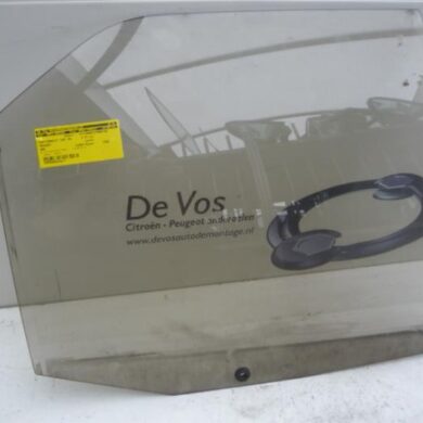 Peugeot 405 1.9 Portierruit 4Deurs rechts-achter 1992 920458