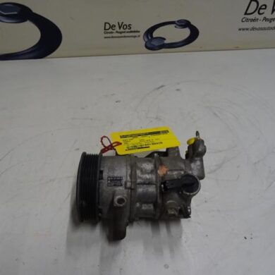 Peugeot 2008  Air conditioning pump HMZHM01 2016 9822184980-1622720380