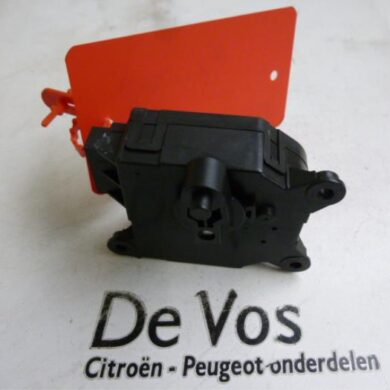 Peugeot 207 1.4 HDi Heater valve motor 2006 6447TZ