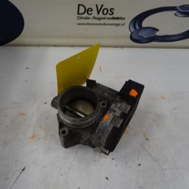 Peugeot 307 1.6 16V Gasklephuis NFU 2002 1635Q9