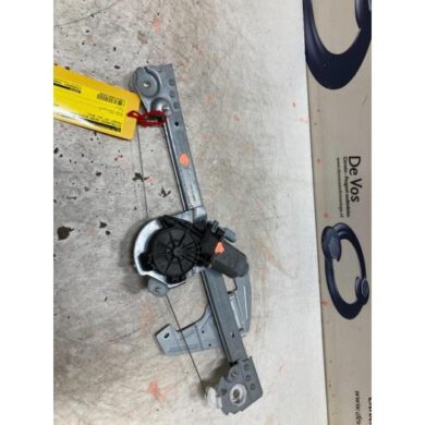 Peugeot 107 1.0 12V Ruitmechaniek 4Deurs rechts-voor 2013 9222T6