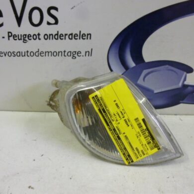 Citroen Saxo 1.1i X,SX Indicator, right 1999 630360