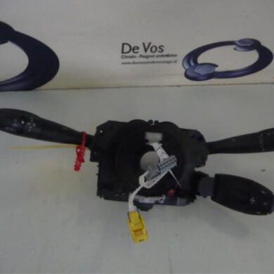 Peugeot 308  Steering column stalk 2010 6242PN-98062016XT