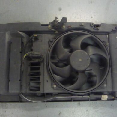 Peugeot 307 2.0 16V Koelvinhuis 2002 1253A9-7104L2