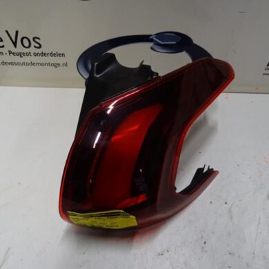 Peugeot 2008  Achterlicht rechts 2018 9814745980-9826730380