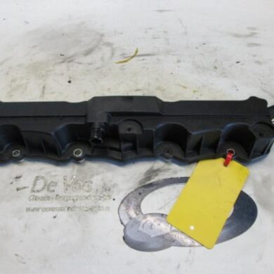 Peugeot 206 1.6 16V Rocker cover NFU 2004 0248J7-0248L7