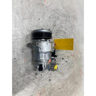 Peugeot 3008 1.2 12V e-THP PureTech 130 Air conditioning pump HNS 2020 1633566080-98126821809-827529180