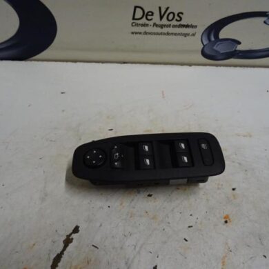 Peugeot 208  Combischakelaar ramen 2016 96749624ZD