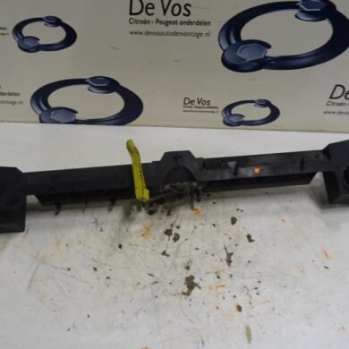 Peugeot Partner 1.6 HDI 90 Lock plate 2012 7416J3