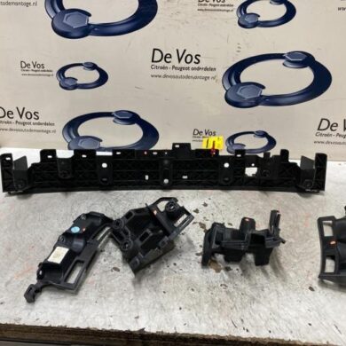 DS Automobiles DS3 Crossback 1.2 12V PureTech 130 Rear bumper frame 2019 9820846180-9821126380-9821126280-1640557780-1640557680