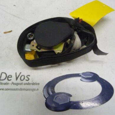 Peugeot 407 2.7 HDi V6 24V Seatbelt tensioner, right 2006 8974YK