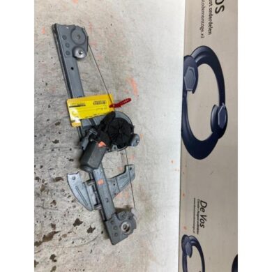 Citroen C1 1.0 12V Ruitmechaniek 4Deurs links-voor 2006 9221T8