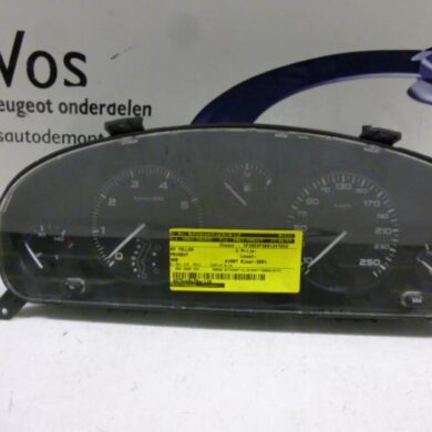Peugeot 406 3.0 V6 24V Kilometerteller KM 2001 6104S2