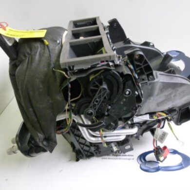 Peugeot 407 1.6 HDi 16V Heater housing 2008 648030