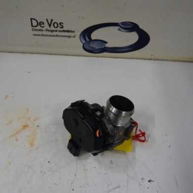 Peugeot 308  Gasklephuis BH01 2015 9807238580