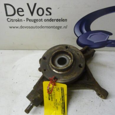 Citroen C4 2.0 16V Knuckle, front left 2005 1606630980-364684