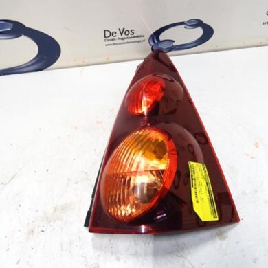 Peugeot 107 1.0 12V Achterlicht rechts 2013 1607990380