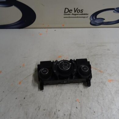 Peugeot RCZ  Heater control panel 2012 6452S2