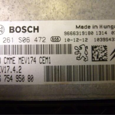 Peugeot 207 1.6 16V VTi Engine management computer 5FS 2011 194465-194466