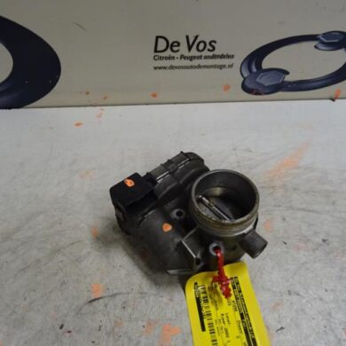 Peugeot 206 1.6 16V Throttle body NFU 2002 1635Q9