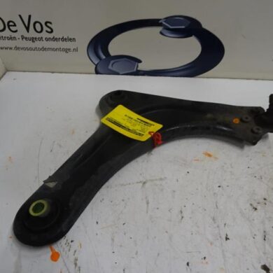 Citroen C4 Cactus  Draagarm rechts-voor 2014 3521S9