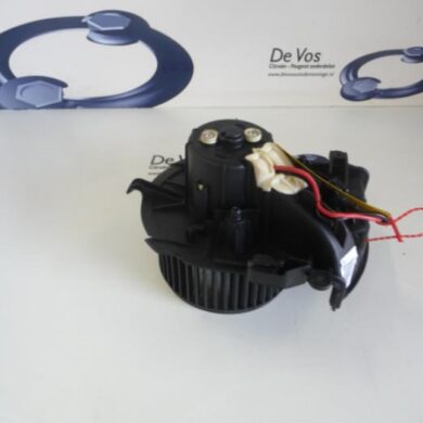 Peugeot Expert 2.0 HDiF 16V 130 Kachel Ventilatiemotor 2014 6441X7
