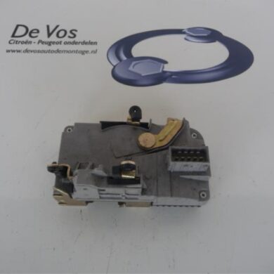 Peugeot 406 2.0 HDi 110 Motor Centrale Deurvergrendeling 2000 9136J6