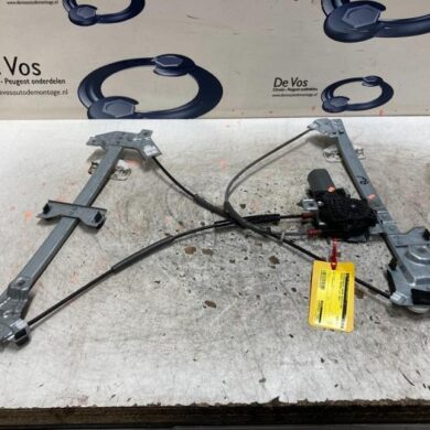 Peugeot Partner 1.4 Window mechanism 4-door, front right 2004 9222G1