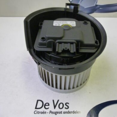 Peugeot 407  Heating and ventilation fan motor 2005 6441S3