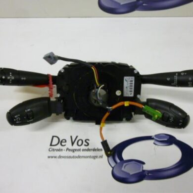 Peugeot 207 1.6 16V GT THP Steering column stalk 2007