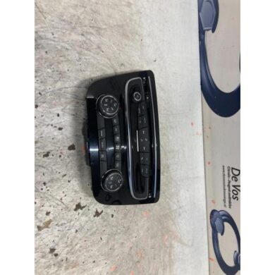 Peugeot 508 2.0 BlueHDi 180 16V Radiobedienings paneel 2015 98077013XZ