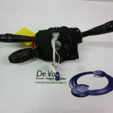 Peugeot 308  Steering column stalk 2008 6242TP