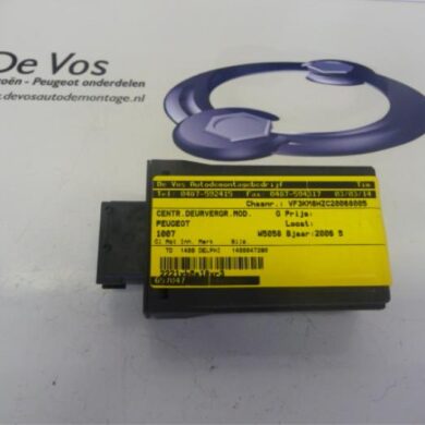 Peugeot 1007 1.4 HDI Central door locking module 2006 657047