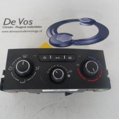 Peugeot 207  Heater control panel 2011 6452Q7