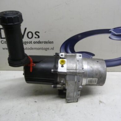 Peugeot 3008 1.6 HDiF 16V Power steering pump 9HR-9HR9H05 2012 1607009080