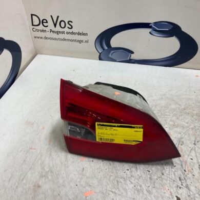 Peugeot 308 1.2 12V e-THP PureTech 130 Taillight, left 2014 9678098080