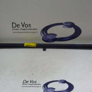 Peugeot 308 1.6 16V THP 150 Parcel shelf 2009 8794YT