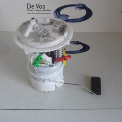 Peugeot 308 1.6 16V THP 150 Electric fuel pump 5FX 2008 1525NR